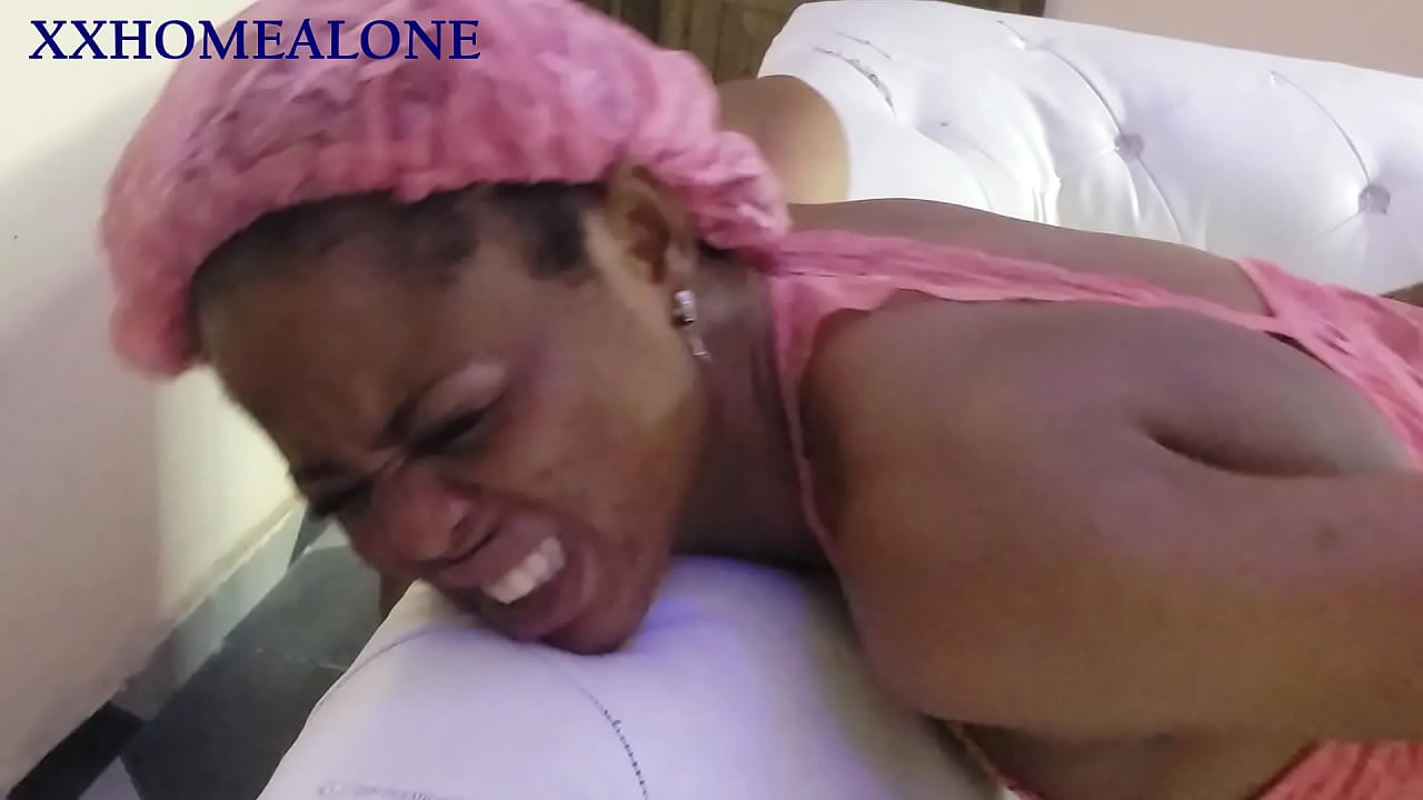 Slim Pearly pagó la deuda de su marido con su jugoso y apretado coño delante de su marido.
                     black sexy babe riding amateur humiliation domination girlfriend hotwife leather biker big cock punishing perfect ass fuck my wife fat dick ebony ass slimthick teens 18 jean shorts in front of husband muchos negros