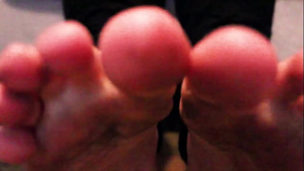 You will lick my dirty stinky feet by Goddess Lana