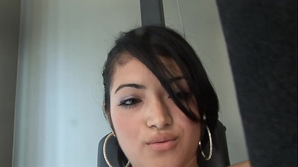 Andrea Kelly Knows Pussy Makes The World Go Round