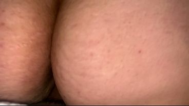 Love bouncing my big booty on delicious cocks