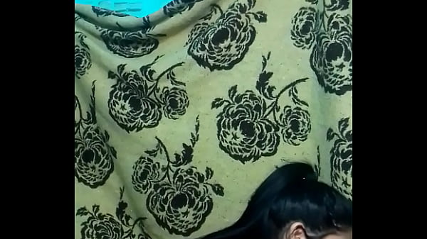 Download Video - Fati le mete el dildo a medi y luego cogen de perrito