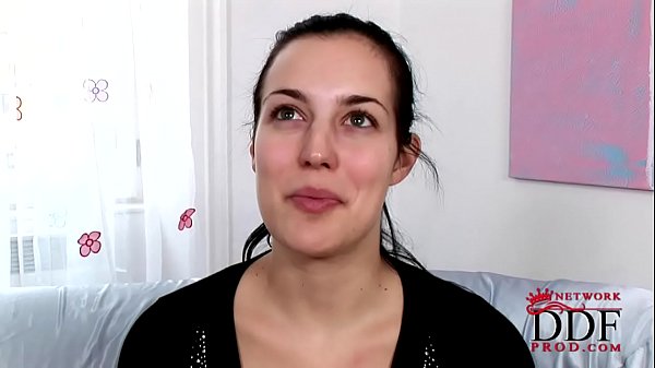 Carmen Croft - Flawless babe shows everything (...