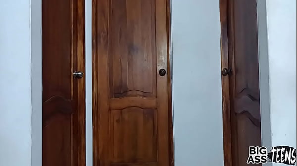 Stepfather obsessed with his stepdaughter's ass ends up fucking her