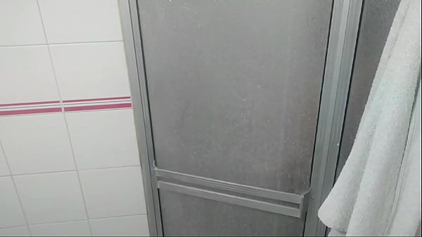 While I take a nice shower my stepmother comes and takes off my towel, when I realize this naked with the towel on and gets into the bathroom with me and starts kissing me