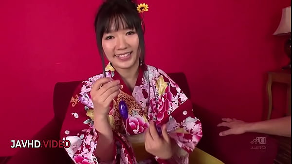 Chiharu gives a japan blowjob and is fucked in her kimono