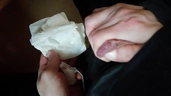 Download Video - Play in b&period; tampon