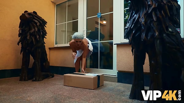 VIP4K. Mature neighbor wants to have fun!
