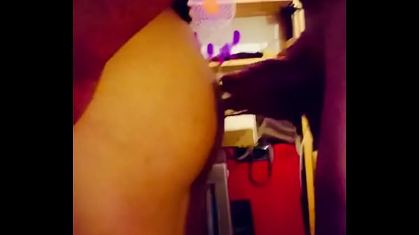 Latino Passif Baisé Par Une Mature Espagnole Active