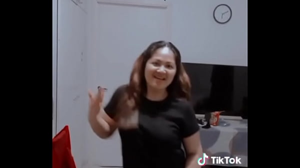 filipino maid