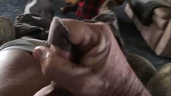 Download Video - Handjob and cumshot in slow motion