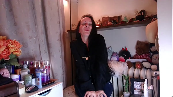 My ass looks good in jeans