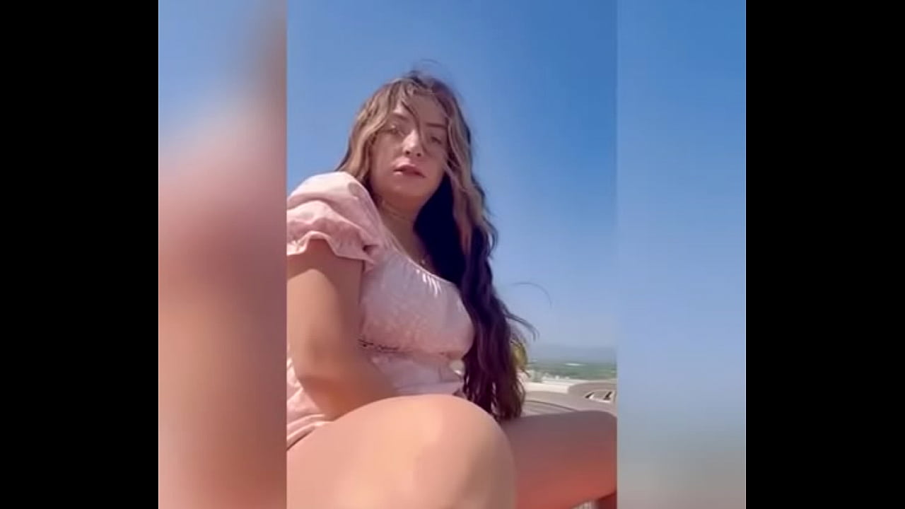 Diann Ornelas la chica del Walmart se masturba en él elevador
                   latina mexicanahot diannornelas elevador porelculo entrenadoelanal muchos negros