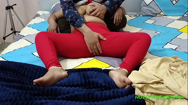 XXX Sex for money with Indian xxx hot call girl at room! with clear hindi