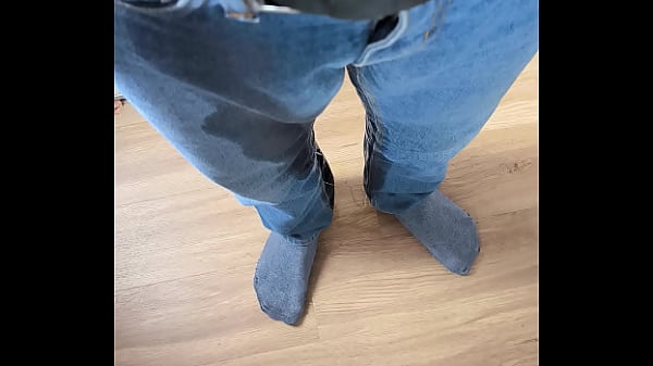 Peeing in my Jeans