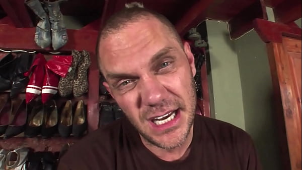 Nacho fack very strong a nice Brunette