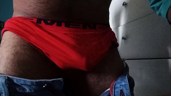 Chico caliente mexicano se masturba frente a la...