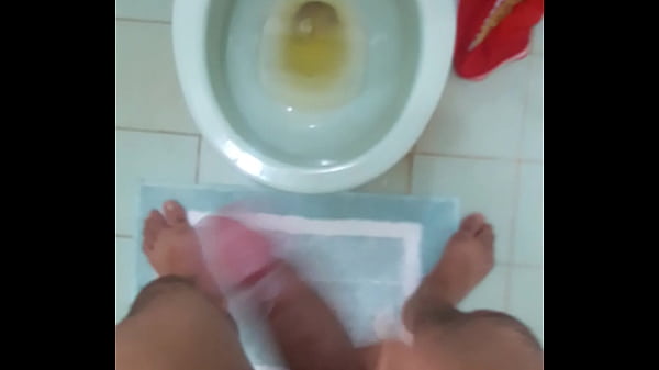 Download Video - leche en el ba&ntilde;o&comma; quieres beber&quest;