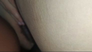 Download Video - A rafunha est&aacute; com a buceta peluda mas gozei dentro mesmo assim&period;