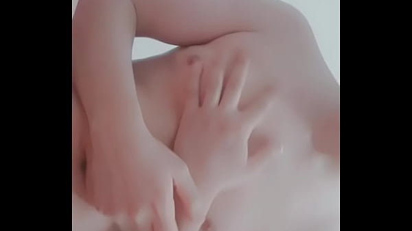 Download Video - A white&comma; soft&comma; fluffy boy bottom in need a hug and i need to be used سالب ممحون محتاج حنان يعرض صدره