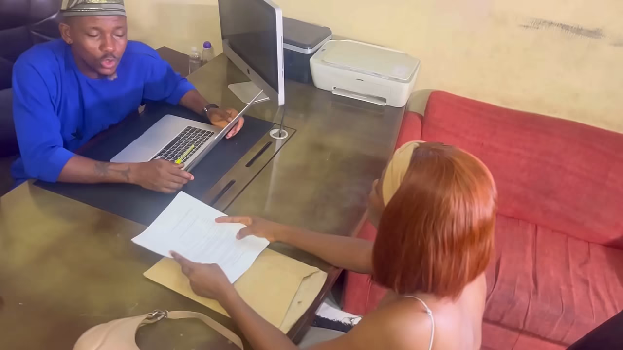 LEKKI BANGERS: SHE WENT TO SCHOOL FOR ADMISSION