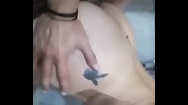 thumb bathroom quickie