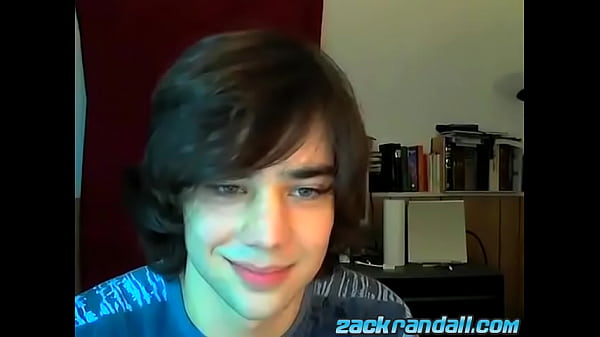 Download Video - Young athletic Zack Randall masturbates solo and cums on cam