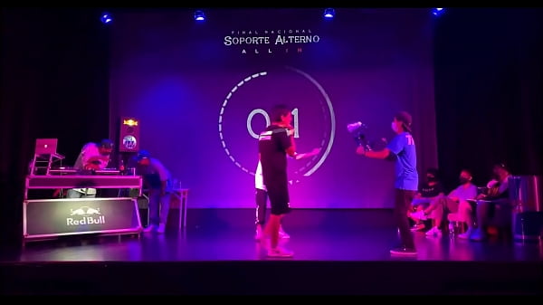 Diego Mc Se folla a venezolano cachondo