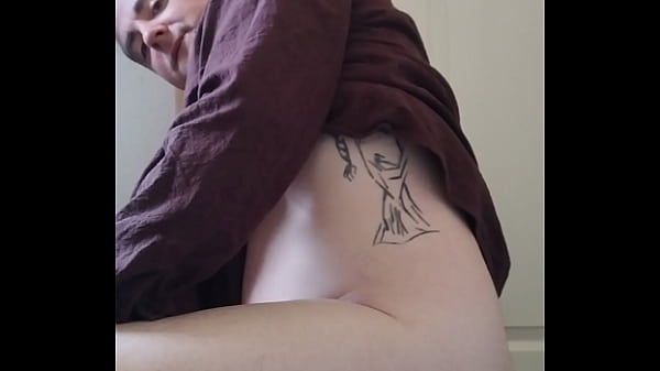 Fun with my knot dildo