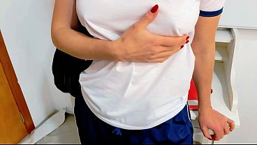 18-YEAR-OLD STUDENT HAVING SEX AT SCHOOL LEAKED ONLINE