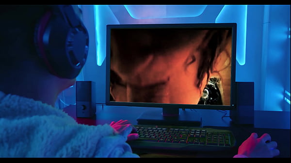Learn how to suck Juicy Cock by Watching Pornst...