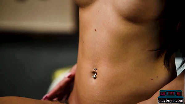 Petite MILF beauty Meghan Leopard gets fully naked for Playboy