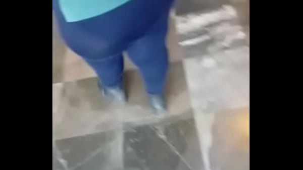 Nalgotas en la calle