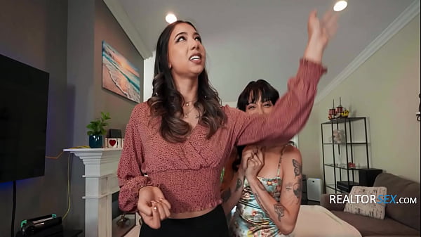 My Tiny 5'2 Wife Seduces The 5'11 Realtor For A Threesome