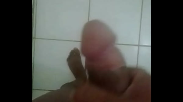 thumb batendo punheta