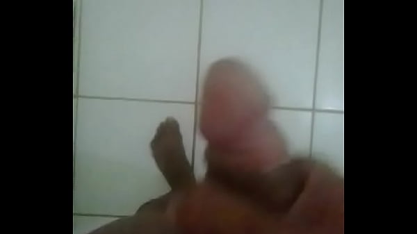thumb batendo punheta