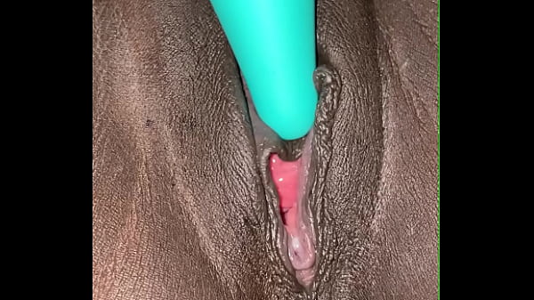 Focus cum (solo girl masturbates )