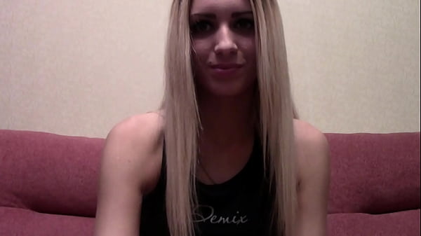 BlakeBlazeStudios - Jenny B, 19 años, rubia, no desnuda, SFW Webcam