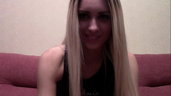 Jenny B 19 Yr Old Blonde Non-Nude SFW Webcam