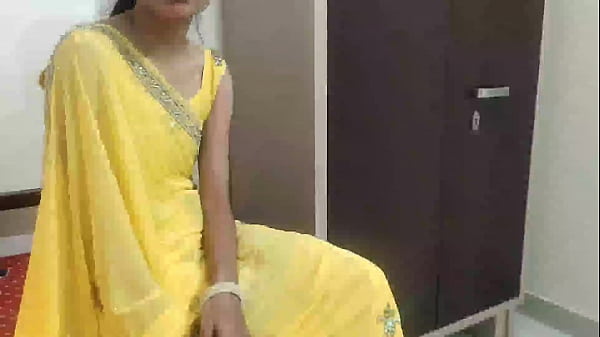 Ghar pe aayi Sasu Maa ko Pakad kar chod dala Damad ji ne - Fuck Mother in Law with dirty hindi audio xxx HD