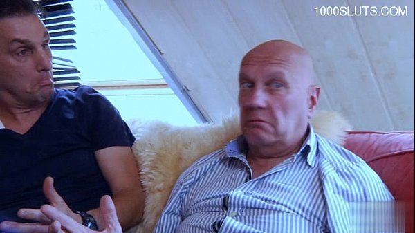 Sexy Frau anal creampie