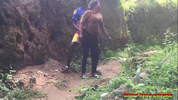 African Outdoor Couple Sex On Stream Path While Others Are Returning Home - EBONY AMATEUR PORNSTAR