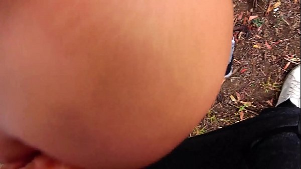 She take my dick in a public park