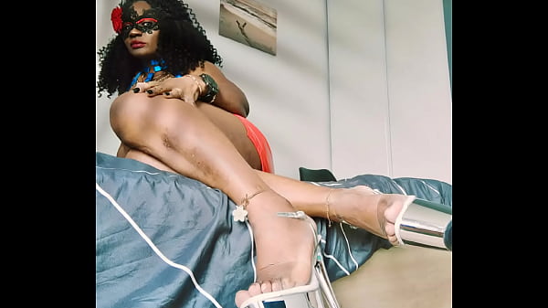 Hello mes chéris ! Ce matin, je vous attends en live à 10h sur Cherry.tv. ...