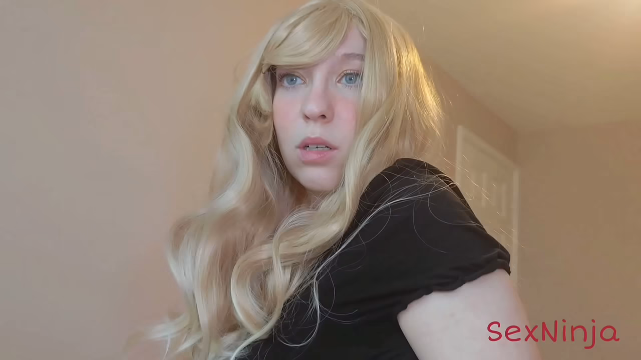 Step-Mom Cleaning My Room Accidentally Lands On My Hard Dick 1080p