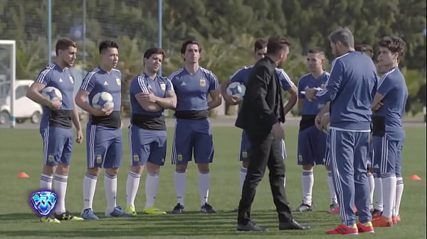 Download Video - Bulto de jugadores de futbol &lpar;Showmatch 2018&rpar;