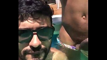 Download Video - MARCOS GOIANO - MAMANDO O PAUZ&Atilde;O NA PISCINA