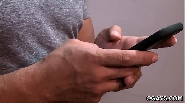 Download Video - Alex fucks Trey in a warehouse