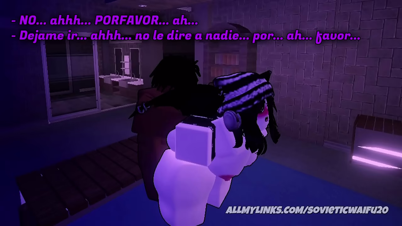 ROPORN - Liz es observada por un sujeto misterioso mientras esta sola en casa