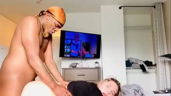 Pregnant PAWG Bigbootilatte lets me release my seed on her big beautiful booti (CUM ON ASS)