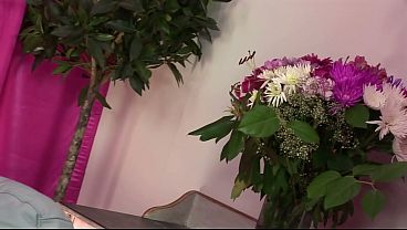 Cindy Behr Opens Her Pussy Up For You Using Four Fingers!